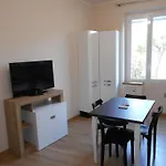 Domus Iarovalvi