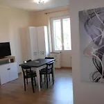 Domus Iarovalvi